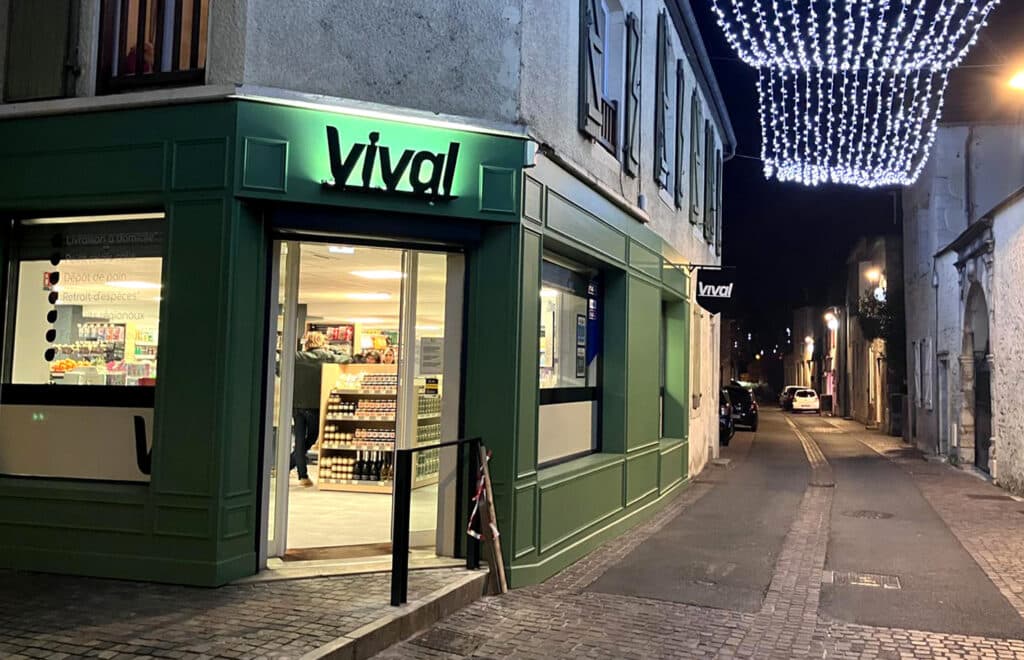 Ouvrir la photo de la Réouverture du Vival en grand